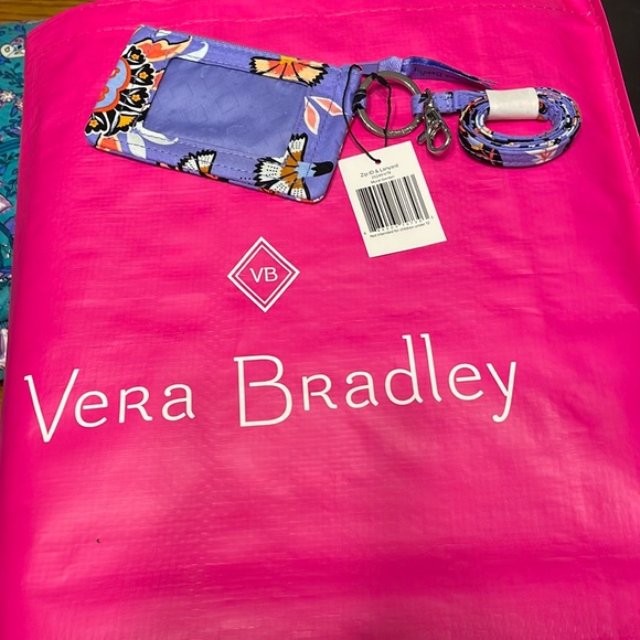 Vera Bradley zippered ID and lanyard - Picture 2 of 7